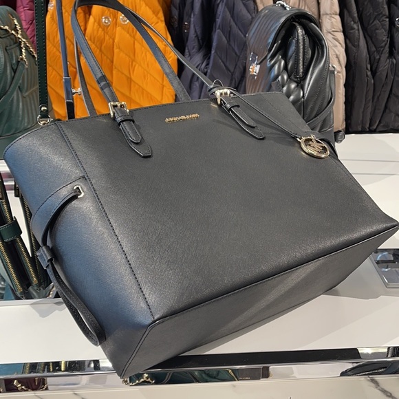 Michael Kors Gilly Travel Large Drawstring Tote - Picture 10 of 16